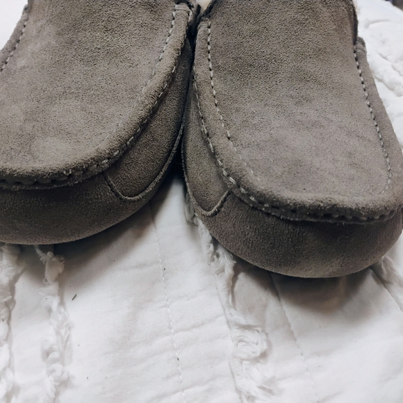 UGG Gray Mens Hard Bottom House Shoes. main image 4